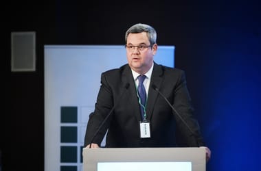 Orvosok fizetése: Takács Péter azzal vádolja a kamarát, hogy félrevezetik a lakosságot