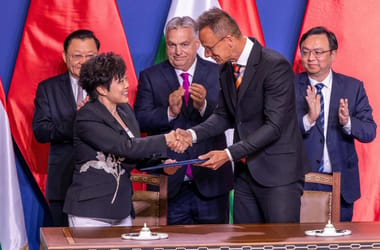 Orbán Viktor is kommentálta, hogy Szijjártó Péter a BYD-hez igazolt