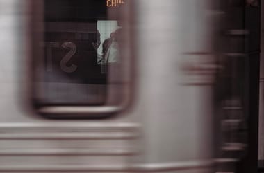 Hogyan születnek a hősök? Egy férfi, aki a sínek közé ugrott – és Amerika szimbóluma lett