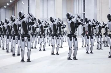 10 ezer humanoid robotot termel évente a kínai nagy robotgyár