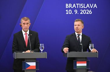 Prágába utazik Magyar Péter az első cseh–magyar kormányülésre