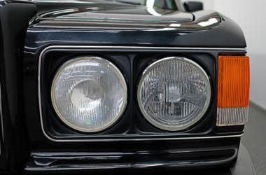 Páncélozott Bentley 35 évesen, alig 8 ezer kilométerrel