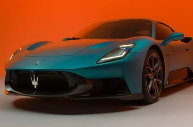 Maradt az őszinte biturbó V6 a legújabb Maseratiban