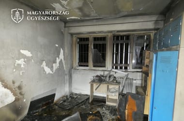 Három gyerek felgyújtotta a szobáját, hogy megszökhessen az otthonból