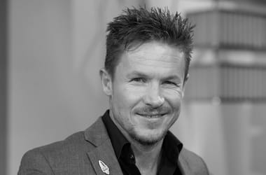 Amikor Felix Baumgartner úgy megpörgetett egy helikopterrel, mint soha senki