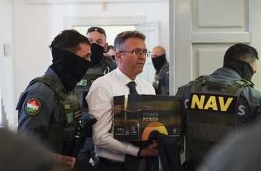 Házkutatást tartottak Hankó Balázs otthonában