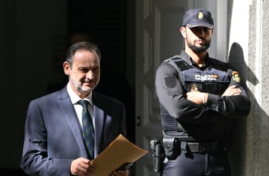 Korrupció miatt 24 év börtönre ítélték a volt spanyol közlekedési minisztert