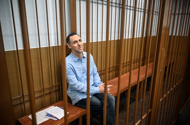 Az oroszok szabadon engedtek egy kémkedésért perbe fogott francia tudóst