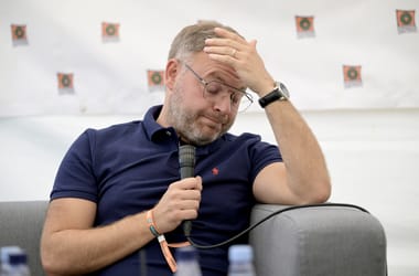 Orbán Balázs csak annyit kér a „nagyúrtól”, hogy jó társaságban tölthesse börtönbüntetését