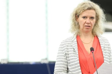 Nem pontos Kollár Kinga vagyonnyilatkozata, a képviselő módosítja a bevallását