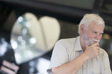 Mellár Tamás visszalép a Tisza Párt javára