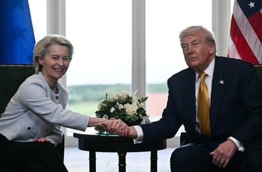 Védelmébe vette a Washingtonnal megkötött vámtarifa-megállapodást Ursula von der Leyen