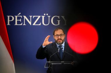 A Tisza megszünteti az szja-kedvezmények mostani rendszerét, forintra kiszámoltuk, kinek mennyi adójóváírás jár