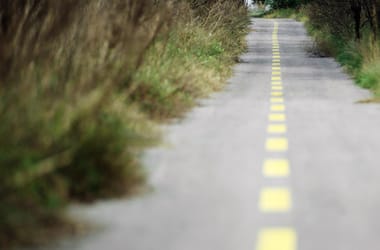 Két nap alatt két súlyos biciklibaleset is történt a Budapest-Balaton kerékpárút etyeki szakaszán