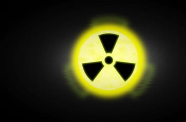Felejtse el a töltőt, évtizedeken át adja az energiát bétasugárzással ez az akkumulátor
