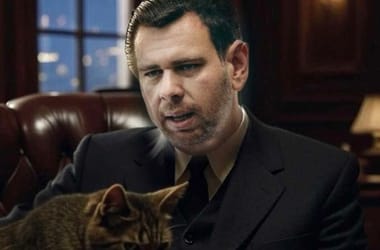 „Mondjuk a macska cuki” - Vitézyt keresztapaként ábrázolva próbálja lejáratni a Fidesz