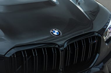 Radikálisan más dizájnt kap a rekorderős vadonatúj BMW X5 M