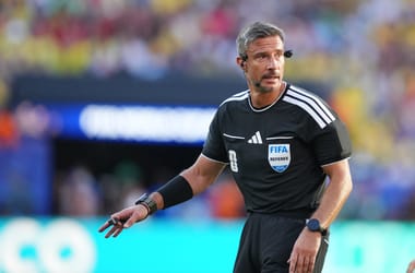 Eldőlt, ki vezeti a foci-vb döntőjét