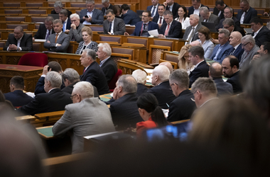 Hogyan érhet véget a hosszú kormányzás? És a Fideszé?