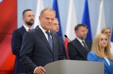 Donald Tusk átalakította kormányát, ez lehet az utolsó esélye