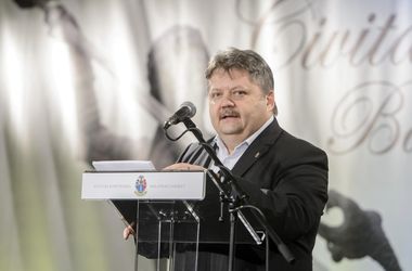 Felmondott a Nemzetstratégiai Kutatóintézet elnöke
