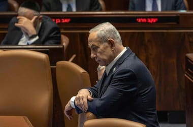 Athén és Spárta ötvözetének akarja Izraelt Netanjahu, aki ehhez új választáson kér felhatalmazást