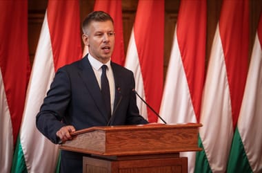 Magyar Péter: Állami felügyelet alá kerülhetnek azok a cégek, akik nem bánnak megfelelően a közpénzzel