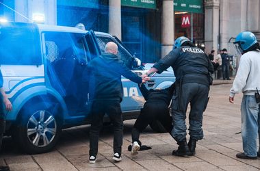 Meloni: Öt év börtönt kaphat, aki erőszakos tüntetésen vesz részt