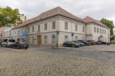 Még az MNB-alapítvány vezetőinek lecserélése után is meg tudott szerezni Matolcsy Ádám köre alapítványi vagyont