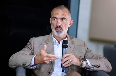 Két és fél milliárd közpénzből szervezheti meg a főváros keresztény-konzervatív közösségét egy álcivil szervezet