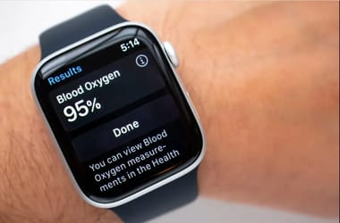 Visszakapcsolják a véroxigénszint-mérést az Apple Watchokban, újra perel a szabadalmat birtokló Masimo