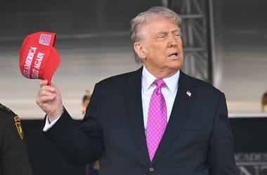 Trump szerint túl sok a munkaszüneti nap Amerikában, és „ennek meg kell változnia”