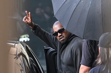 Csehországban a benácult Kanye West koncertjének betiltását követelik