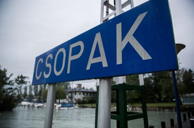 Letarolták egy Natura 2000-es erdőrészt egy csopaki villa építése mellett
