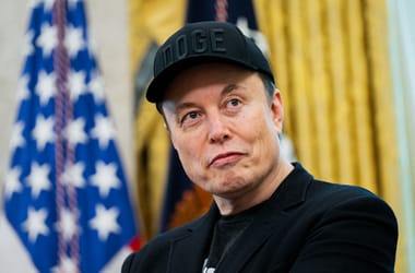 Elon Musk megsértődött, jogi lépésekkel fenyegette meg az Apple-t