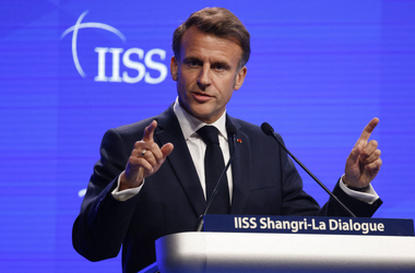 Macron: Ha Kína nem képes távol tartani Észak-Koreát az ukrajnai háborútól, akkor a NATO megjelenhet Ázsiában