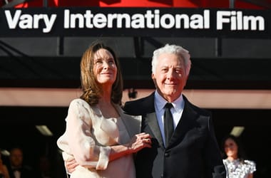 Dustin Hoffman szerint Amerika épp olyan megosztott most, mint a vietnámi háború idején volt