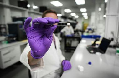 Megvan a jóváhagyás, jöhet az EU-ba a szájon át bevehető fogyókúrás gyógyszer