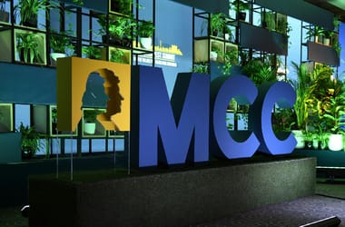 Az MCC Feszten a „mocskos Fidesz” helyett a „vesszen Trianon”-t skandálták