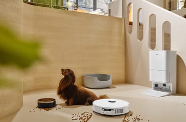 Új robotporszívó a piacon, akár 75 napig magára lehet hagyni, közben mindent intéz