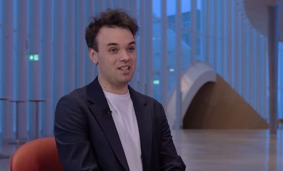 Huszonkilenc éves magyar karmester lesz a Luxemburgi Filharmonikusok zeneigazgatója
