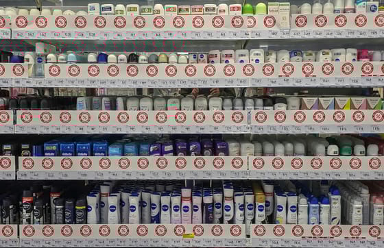 Tételesen felsorolták a kereskedők, milyen károkat okoz az árrésstop