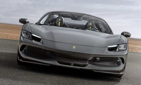 868 lóerővel ordít bele a világba a legújabb nyitott tetős Ferrari
