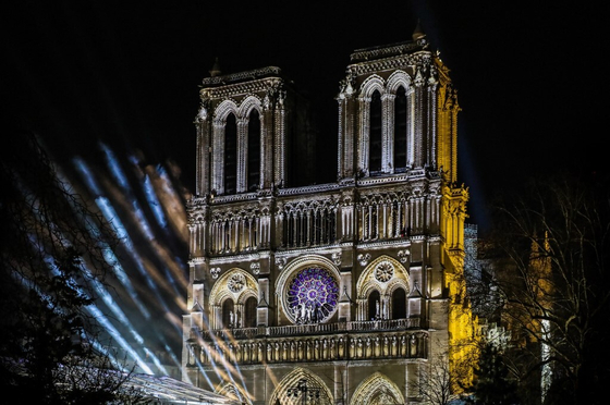 Nyáron megnyitják a Notre-Dame tornyait, de drágul a belépő