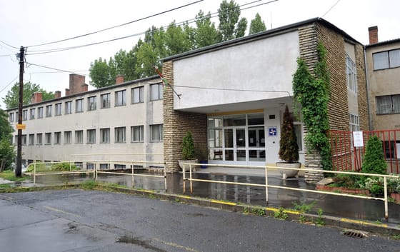 Tizennyolcan távoztak a Cseppkő utcai gyermekotthonból a kötelező „kifogástalan életvitel” ellenőrzés miatt