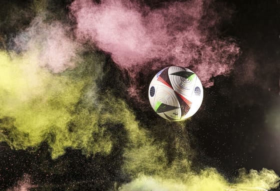 Futballszerelem, amihez fogható még nem volt – bemutatjuk a foci-Eb labdáját