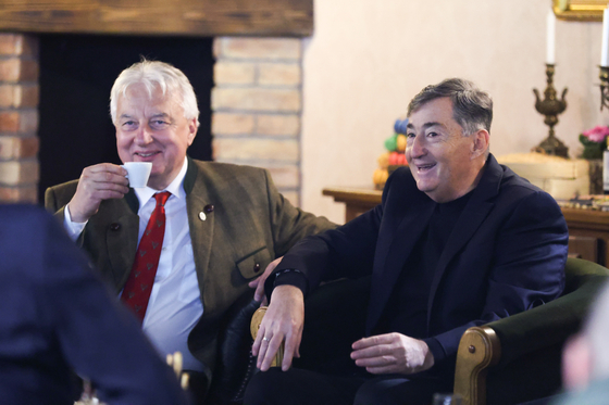 Hiába volt olcsóbb ajánlat, csak Mészáros Lőrinc nyerte a milliárdos állami megbízást