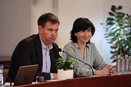 Vitézy Dávid azt javasolja a Fővárosi Közgyűlésnek, hogy álljon ki a sajtó- és véleményszabadság mellett