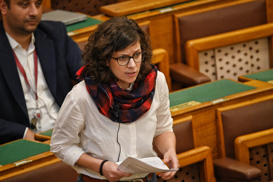 Lemondott Orosz Anna a parlamenti mandátumáról