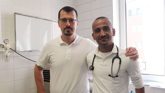 Miközben a jobb tüdőlebenyét műtötték, csak a korábban már csonkolt ballal lélegezhetett a beteg, mégis sikerült az operáció